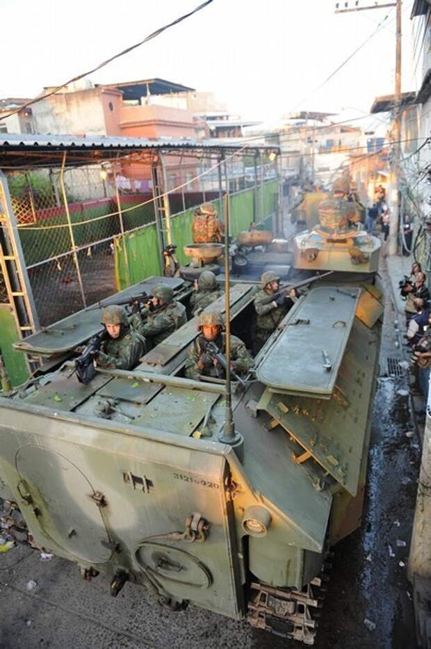 An armored personnel carrier of the Braz