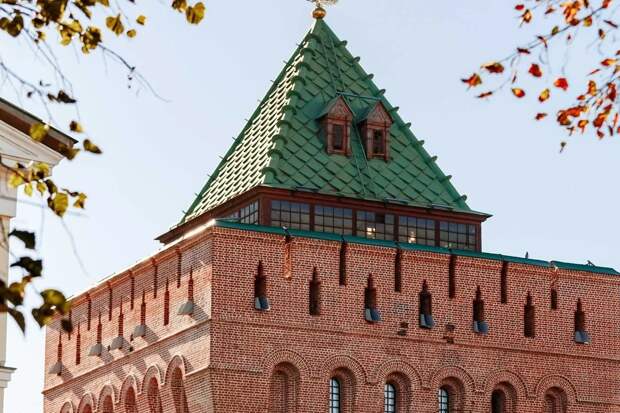 Круговой маршрут по боевому ходу стены открылся в Нижегородском кремле