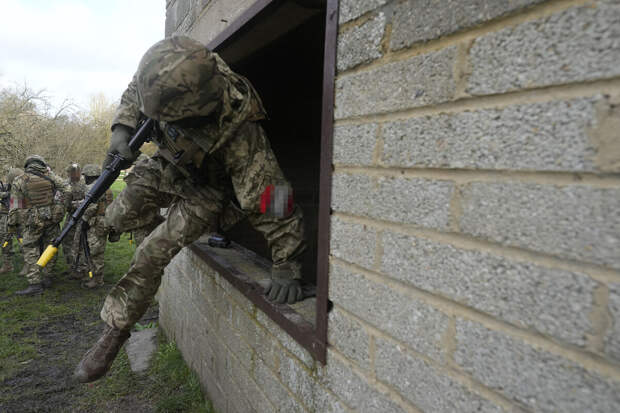 МО: ВСУ с начала боевых действий потеряли в Курской области 54 тысячи военных