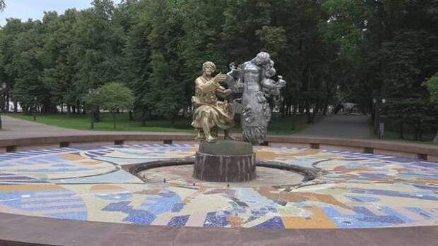 Дело о вандализме завели в Великом Новгороде за украшение фонтана