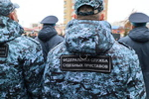 Памятник судебным приставам в Барнауле / Фото: Екатерина Смолихина / amic.ru