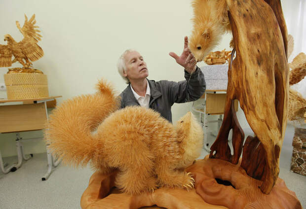 Bobkov01 Сибирский мастер создает удивительные скульптуры из дерева