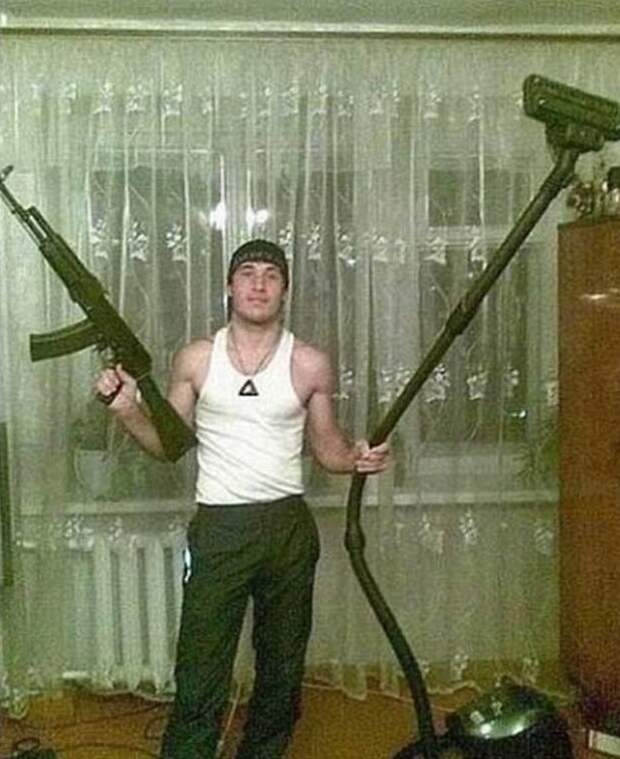 Хозяин и защитник женихи и невесты, забавно, знакомства, сайты знакомств, славянская душа, смешно, снимки вырви глаз, фотографии