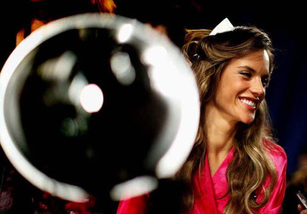 Показ Victoria's Secret 2011