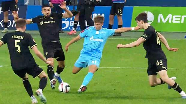 Бубнов — о скандальном пенальти в пользу «Зенита»: «Это кошмар. Там вообще ничего не было!»