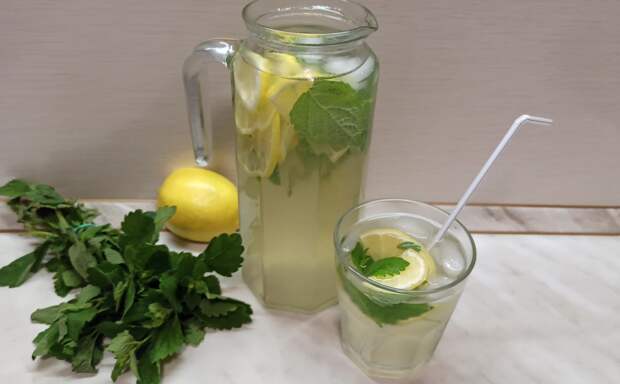 Вкуснейший и освежающий домашний лимонад с мятой