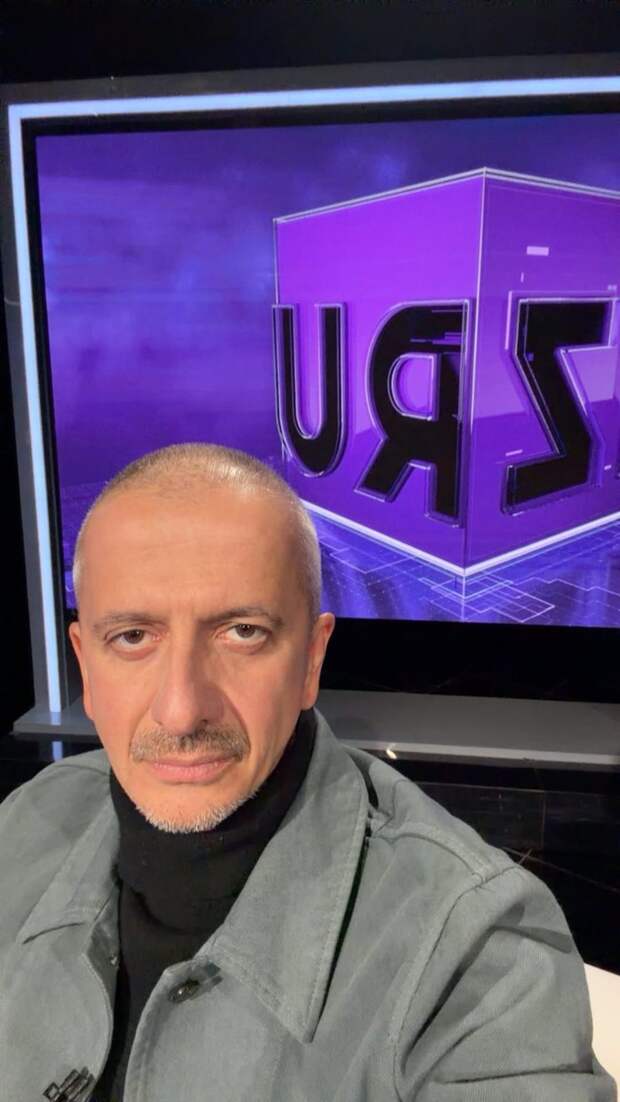 «Важнее не консервировать традиции, а развивать их»: Софья Эрнст заступилась за Константина Богомолова