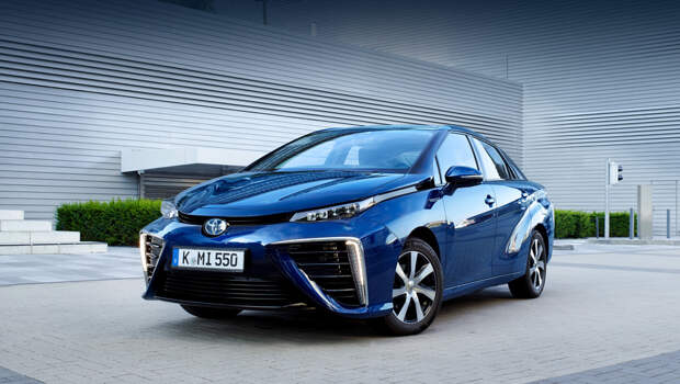 Toyota mirai. Продаётся седан Mirai в Японии (от 7 274 880 иен или 4,36 млн рублей), США, Канаде, Европе.