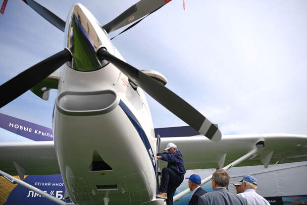 Минпромторг: пятый образец самолета Байкал совершил первый полет