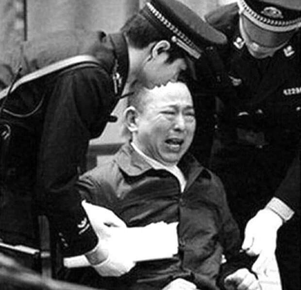 Китай бывает очень жесток