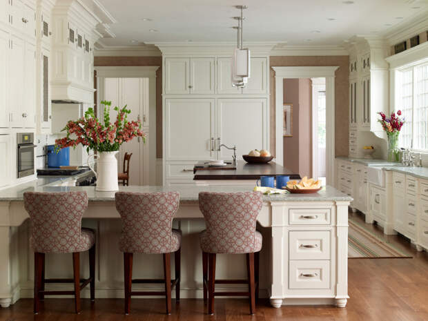 Интерьер кухни в частном доме: узкая, квадратная, проходная и совмещенная