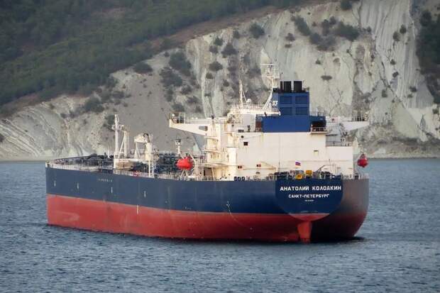 Российские танкеры с нефтью идут на Кубу