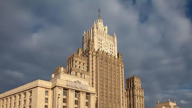 «Создать информационный фон»: как Британия обвинила Россию в планах создать марионеточное правительство на Украине