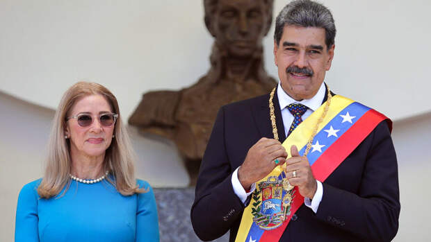 Мадуро и Силия Флорес опубликовали совместное заявление спустя два дня после второго слушания