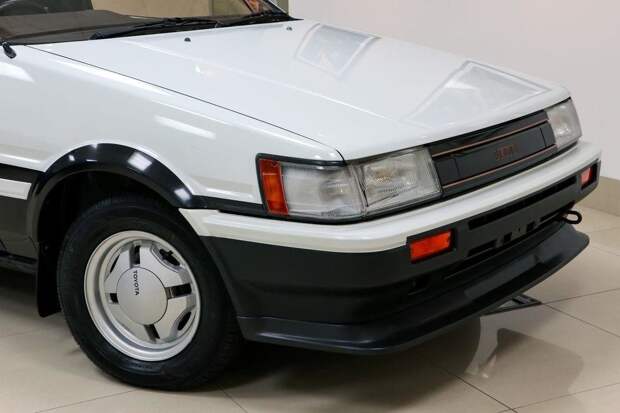 Культовая Corolla AE86 продается в Великобритании 
