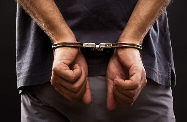 В Приморье задержан мужчина, проучивший школьного хулигана