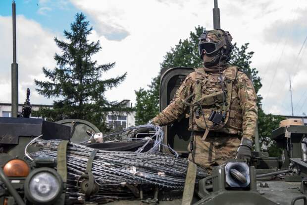О нарастании военной угрозы на западных границах