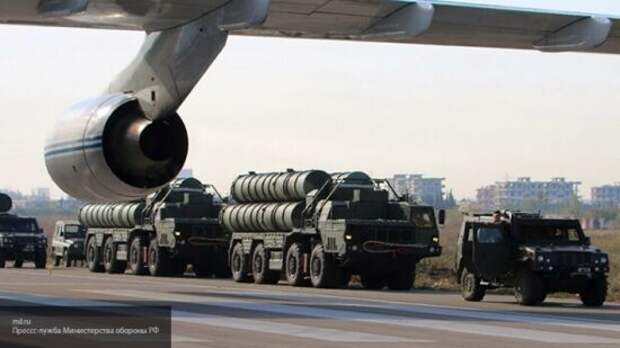 Турция резко ответила США: Анкара не собирается оказываться от русских С-400