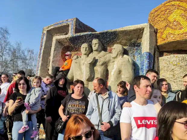 Как в Барнауле прошел патриотический концерт «Zа Россию»