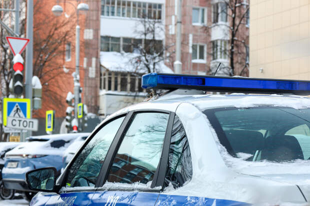 Сыщики нашли автомобиль расстрелявшего полицейских преступника