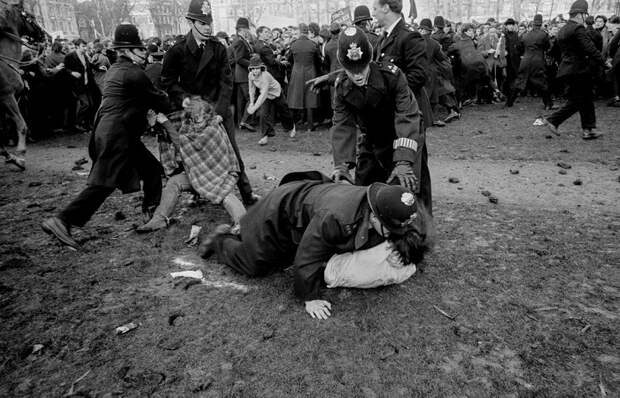 Акции протеста в Лондоне в 1968 году.