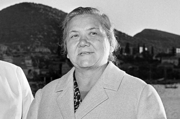 Нина Хрущёва. / Фото: www.ruspekh.ru