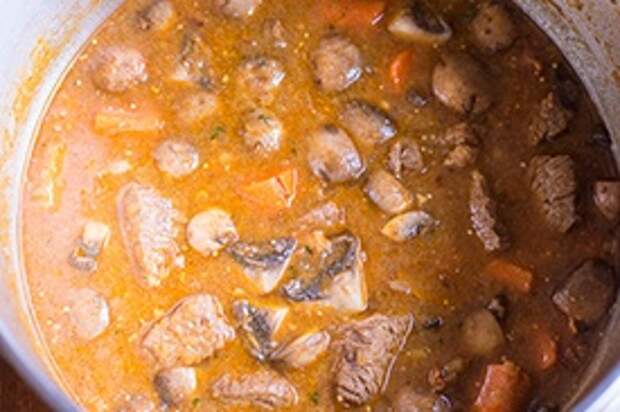Картошка с грибами и мясом в мультиварке. Пикадильо. Мексиканское блюдо из говяжьего фарша. Picadillo.