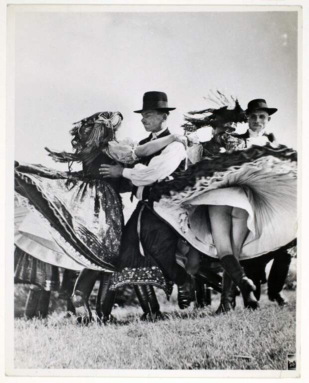 Танцоры, Калифорния, 1955. виджи, история, фотография