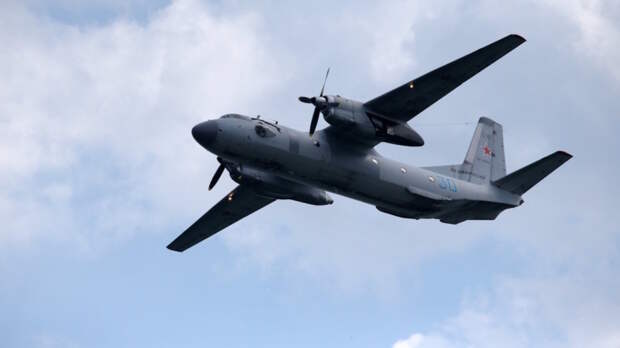 Минобороны: потеряна связь с Ан-26 над Крымом