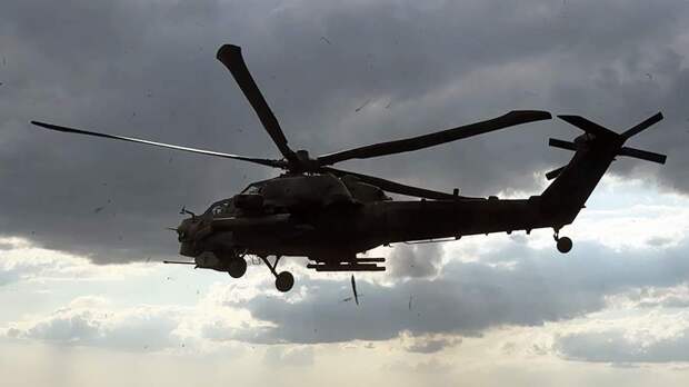 Экипаж армейской авиации на вертолете Ми-28НМ уничтожил живую силу ВСУ