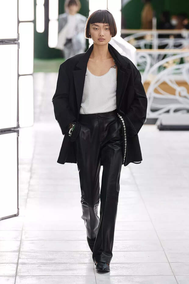 Louis Vuitton RTW S/S 21 collection Louis Vuitton RTW S/S 21