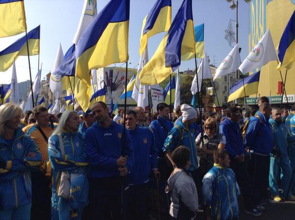 «Марш мира» прошёл в центре Киева, в нём участвовали около 3 тыс. человек
