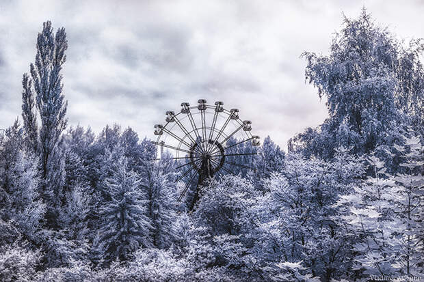 26-метровое колесо обозрения в Припяти. Фото: Vladimir Migutin.