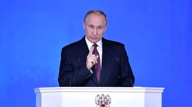 Путин: Работа на стыке знаний дает людям больше возможностей