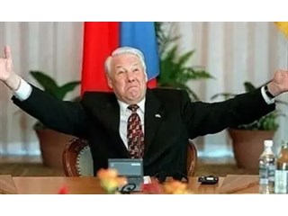 Не надо внешних врагов, достаточно собственного предателя