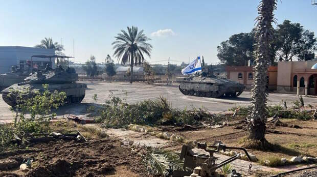 Нетаньяху: Израиль может остановить операцию в Газе на 42 дня