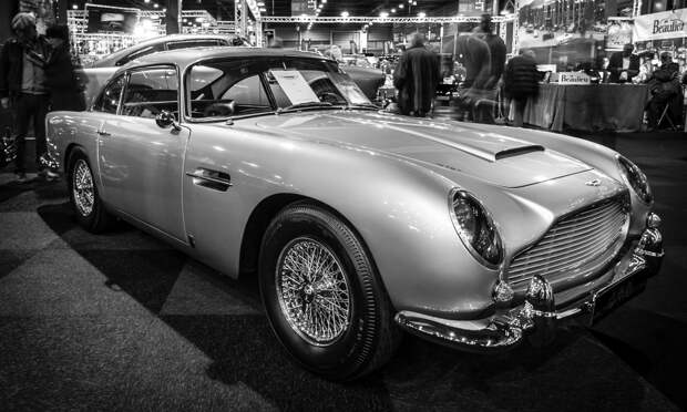 Результат пошуку зображень за запитом "Автомобиль Джеймса Бонда Aston Martin DB5"