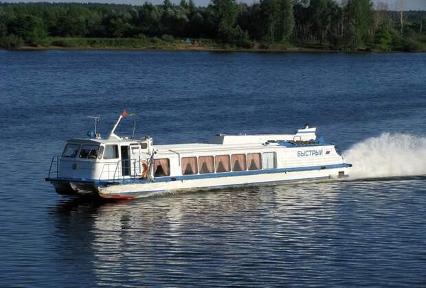 Рассвет и закат «Зари»: история самого известного советского глиссера