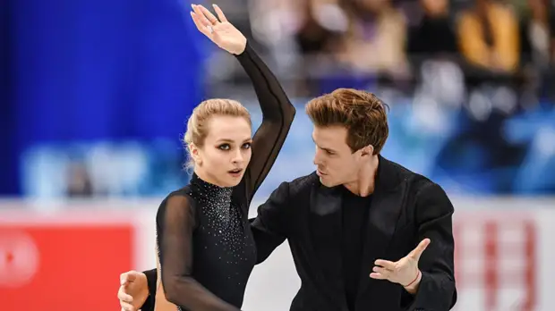 Фигуристы Синицина и Кацалапов стали вторыми в произвольном танце на командном ЧМ