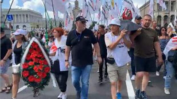 Как в Украине микробизнес хоронили (видео)