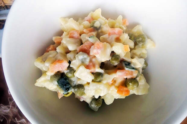 Эксперт назвал самый проблемный ингредиент салата оливье