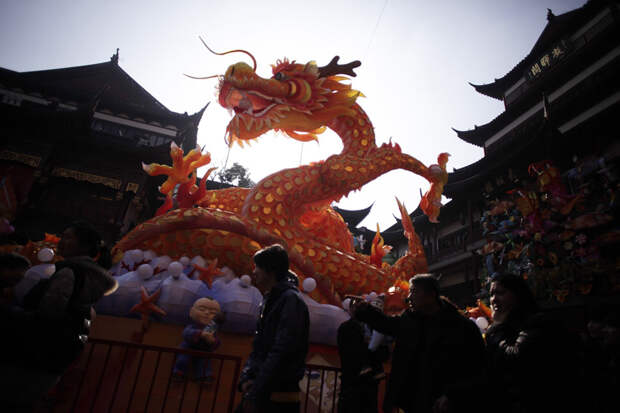 3003661325 Подготовка к китайскому Новому году Дракона