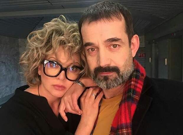 Дмитрий Певцов показал свою семью: в Сети обеспокоены психическим ...