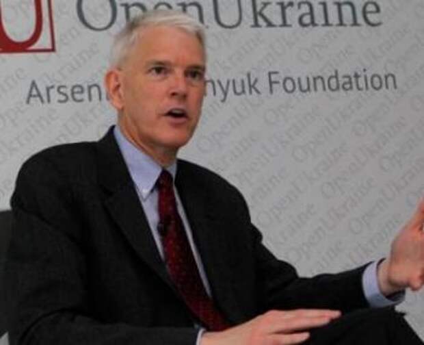 Украина перекладывает экономическое бремя на Россию — экс-посол США