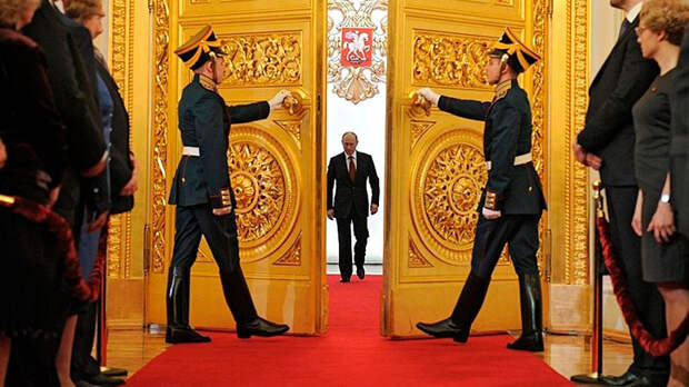 "Его имя - Владимир Путин": определены контуры имперского будущего России