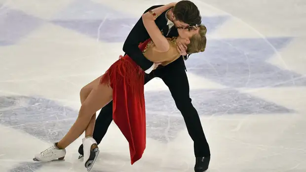 Степанова и Букин выиграли чемпионат России, Дэвис и Смолкин — вторые