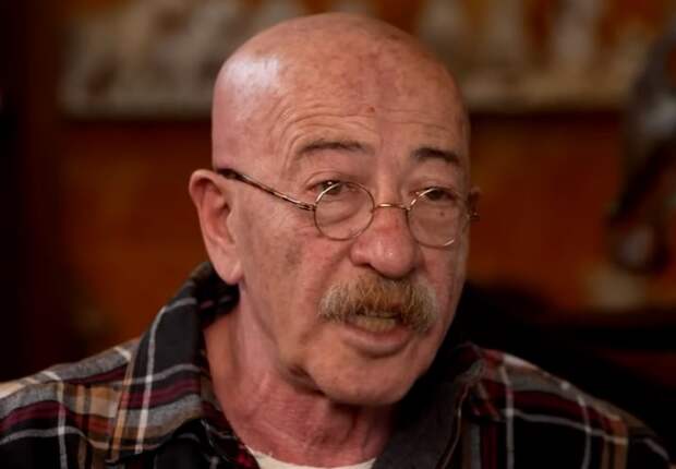 «Подальше уехал и по-другому запел?»: Розенбаум озадачил Россию антивоенным заявлением в Дубае