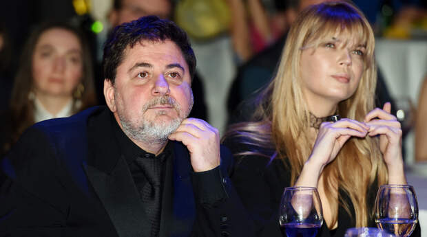 Знакомые Цекало рассказали, что экс-супруга скрывает от продюсера детей