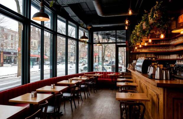 В Тульской области нет массовых продаж ресторанов и кафе, сообщил президент ТТПП