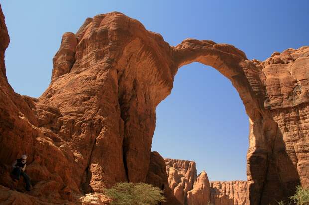 Арка Алоба Чад. Создано самой природой. Невероятные природные арки. Фото с сайта NewPix.ru